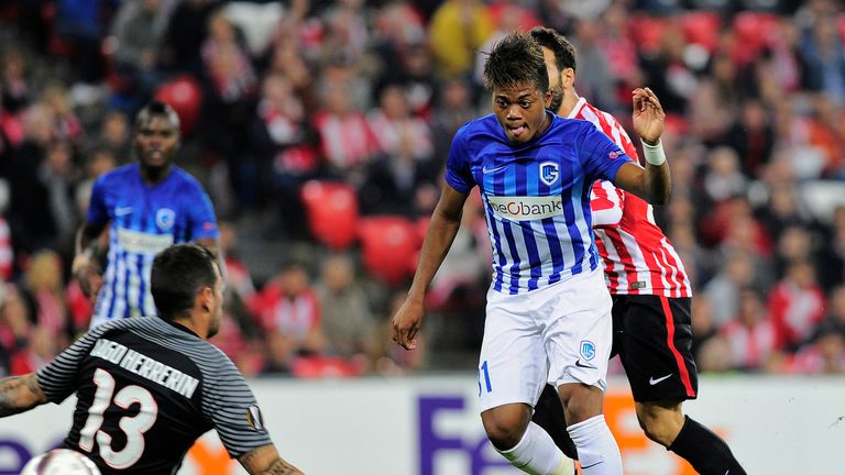 Leon Bailey (L) will only leave Genk if a club guarantees him first-team action