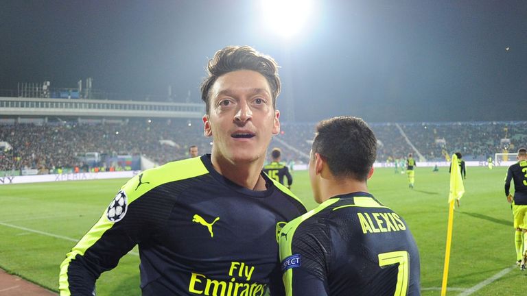 Charlie Nicholas praised Mesut Ozil's performance
