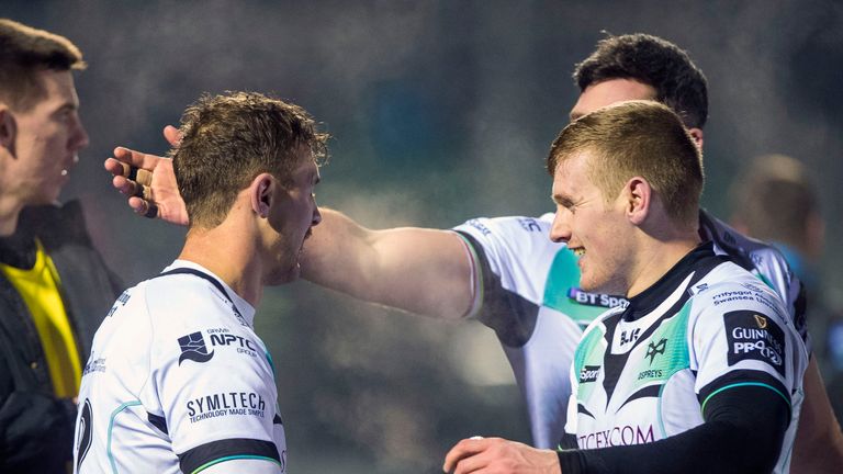 Ospreys powered past Glasgow to seal a bonus point win at  Scotstoun on Friday