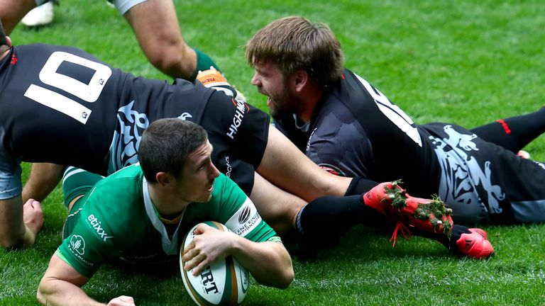 Brendan McKibbin started at scrum-half for London Irish