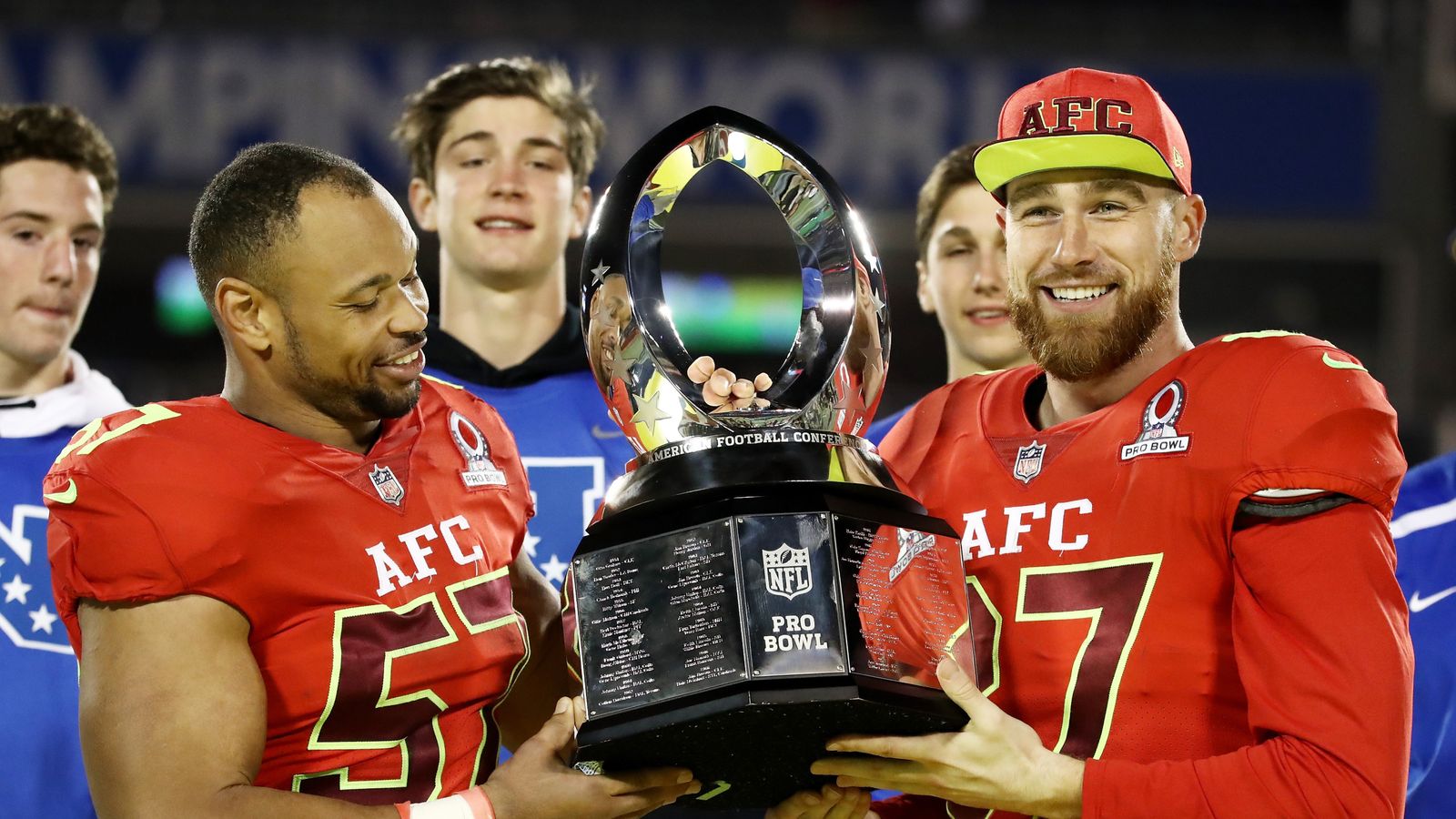 WATCH: Drew Brees connects with Doug Baldwin for Pro Bowl touchdown