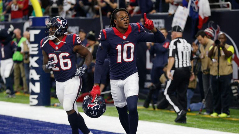 DeAndre Hopkins scored the Texans' second TD of the night, stretching Houston's lead