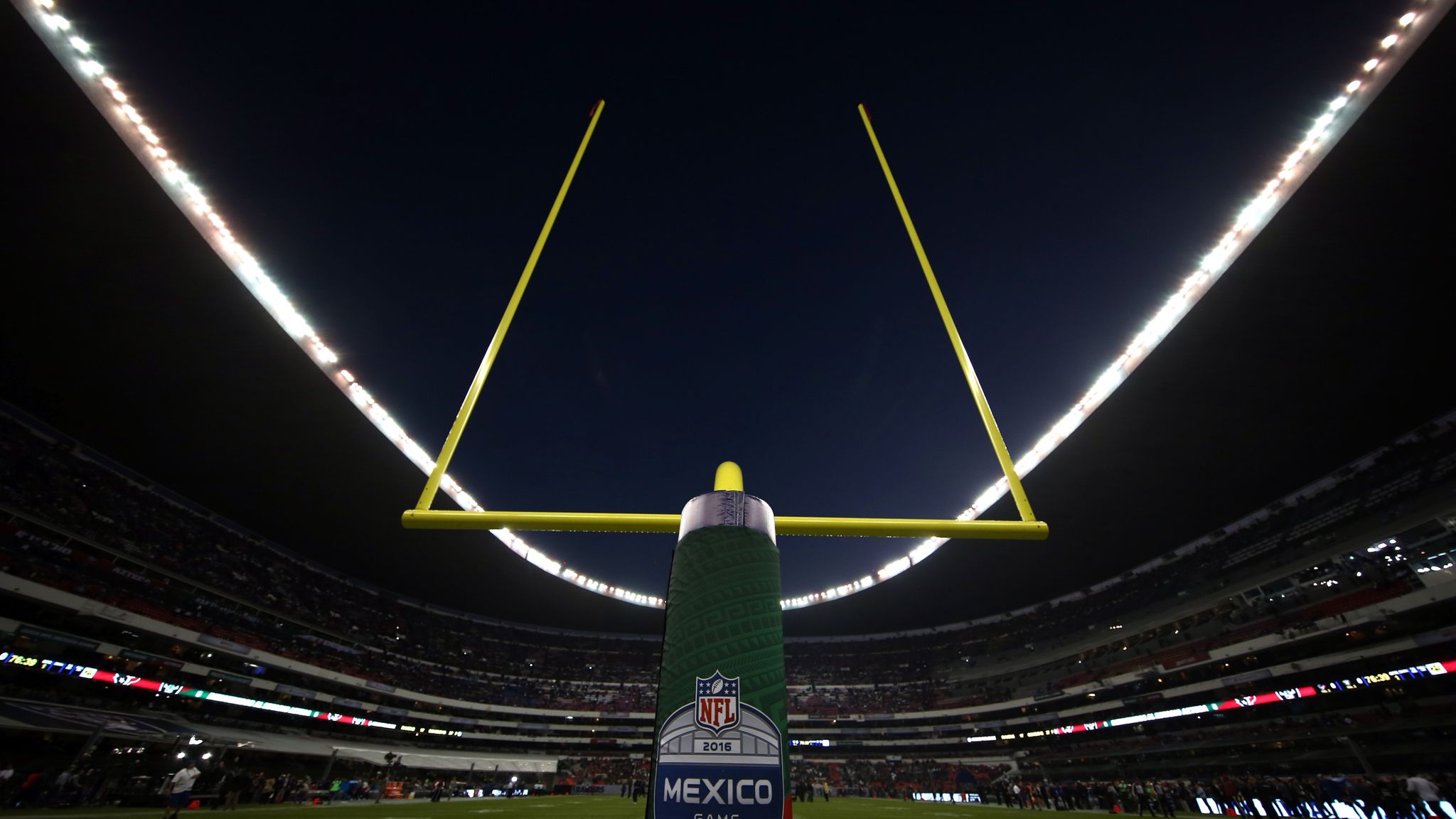 Mexican stand-off: New England Patriots vs. Oakland Raiders