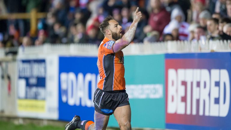 Luke Gale celebrates his try against Leigh.