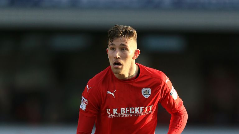 Barnsley's Angus MacDonald signs new contract | Football News | Sky Sports