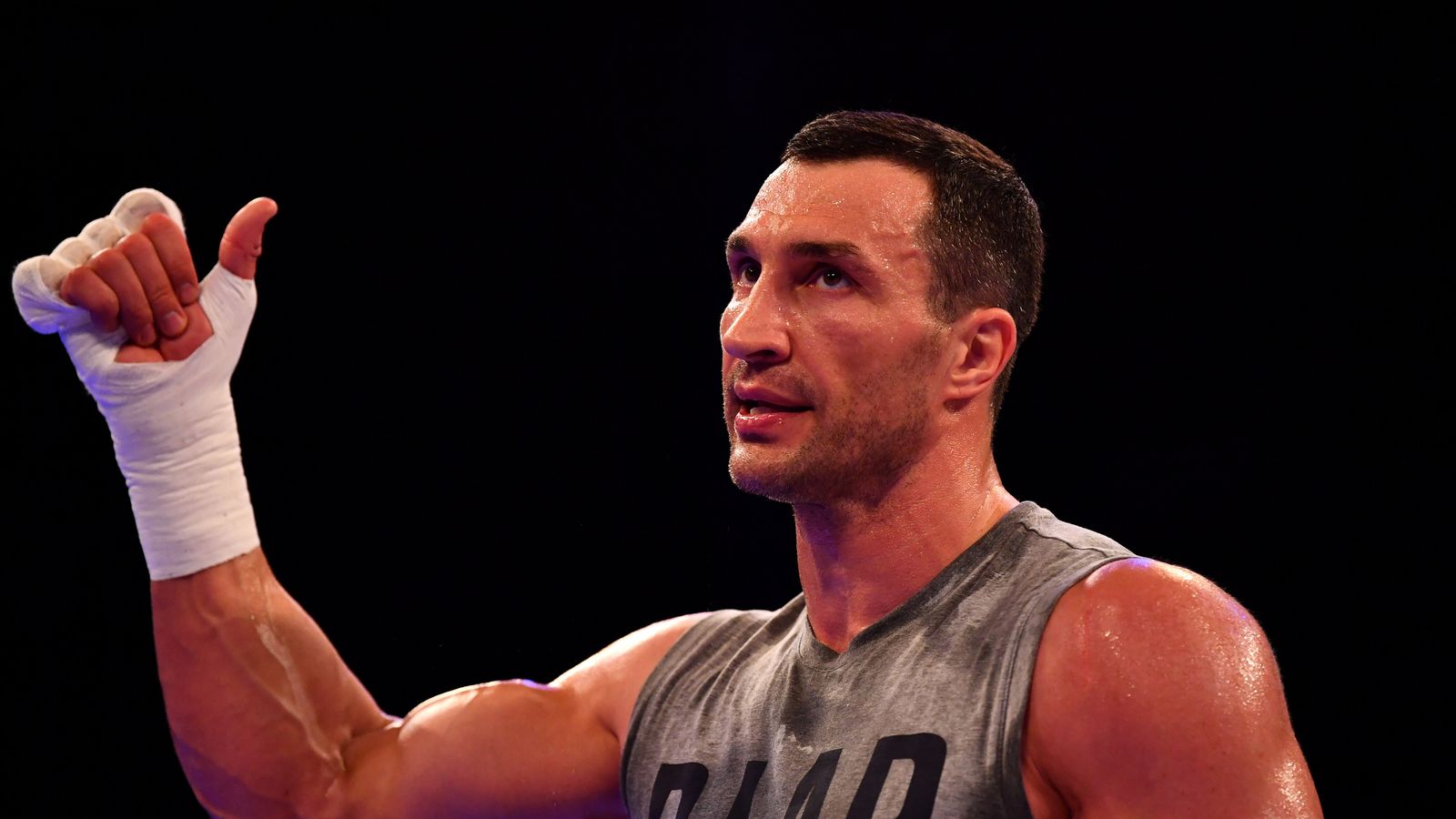 28  Wladimir klitschko workout and diet with Machine