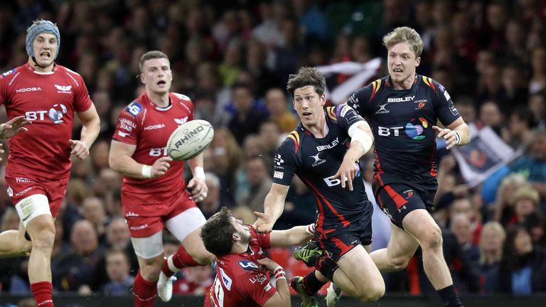 Sam Beard on the attack for the Dragons