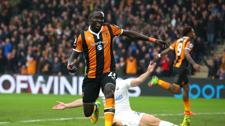 Niasse scored five goals in 19 appearances while on loan at Hull