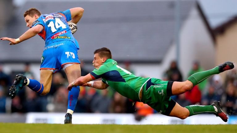 Liam Williams is tackled by Connacht fly-half Marnitz Boshoff