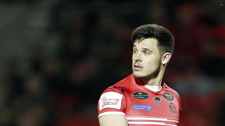 Niall Evalds scored a superb solo try for Salford