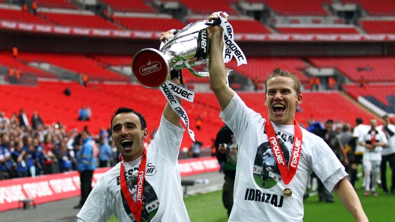 Swansea beat Reading in the 2011 Championship play-off final