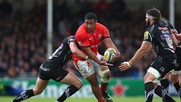 Mako Vunipola on the charge for Saracens