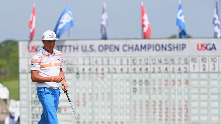 Fowler carded seven birdies during a bogey-free start