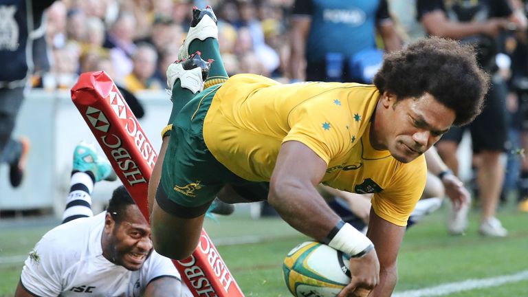 Henry Speight takes the airborne route for one of his two tries