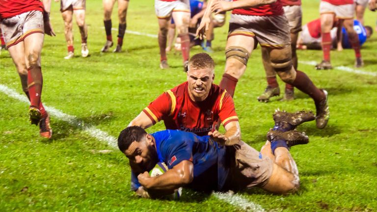 Manu Leiataua scores Samoa's second try