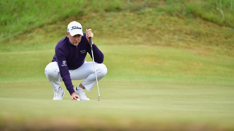 Ian Poulter needed only 25 putts in his opening 67