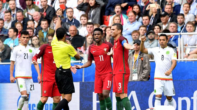 Barcelona agree deal to sign Nelson Semedo from Benfica ...