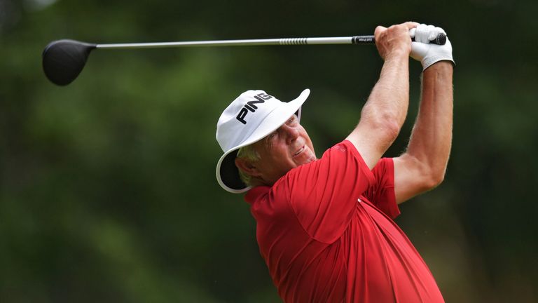 Kirk Triplett fired a 62 on Thursday to equal the US Senior Open scoring record