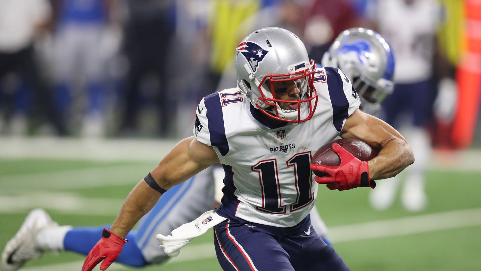 Julian Edelman injury: Patriots WR tears ACL - Sports Illustrated