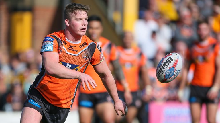 Adam Milner signs contract extension with Castleford Tigers | Rugby ...