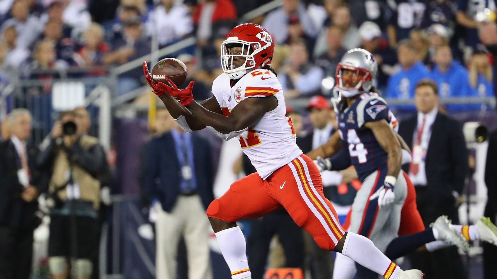 WATCH: Rookie Kareem Hunt's record-breaking NFL debut | NFL News | Sky ...