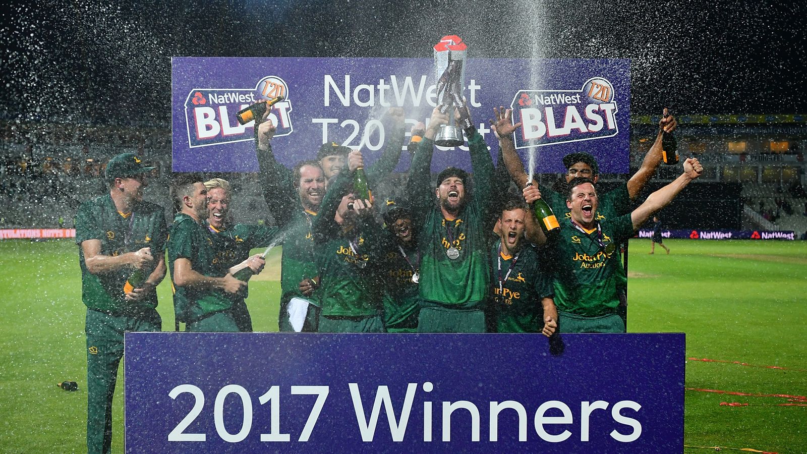 Notts Outlaws Beat Birmingham Bears To Win First Natwest T20 Blast Title Cricket News Sky Sports 