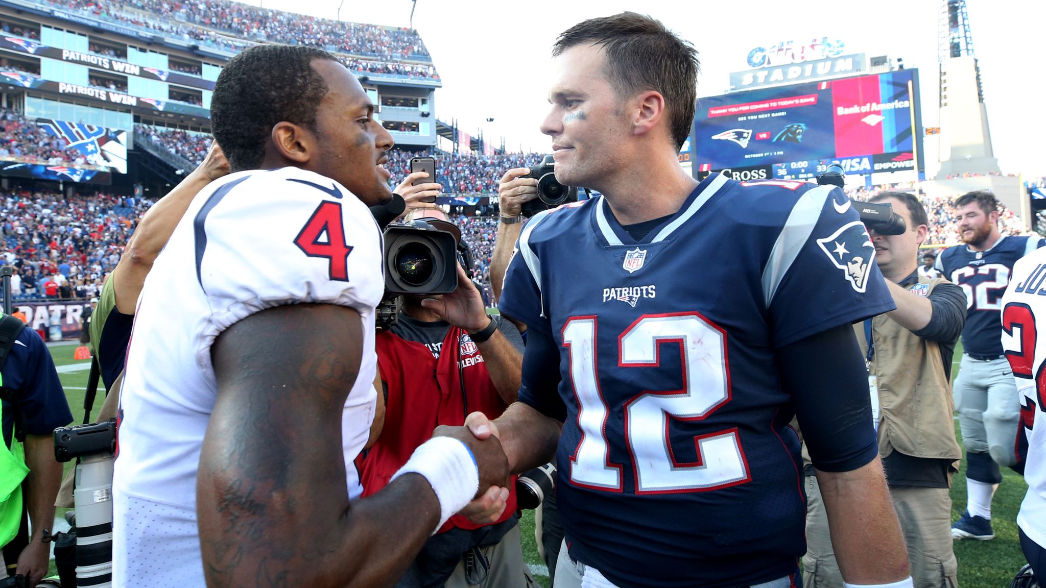 Rookie Texans QB Deshaun Watson Donated His First Game Check To