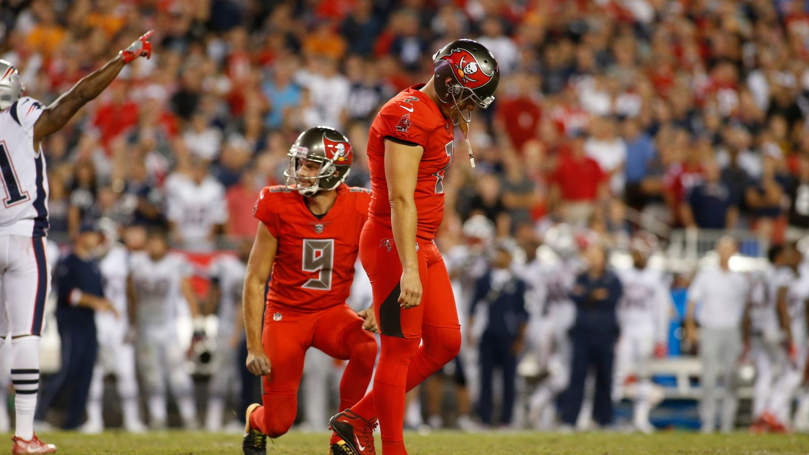 WATCH Tampa Bay Buccaneers kicker Nick Folk misses three field goals