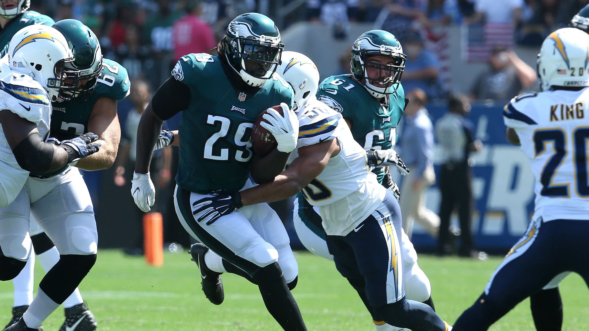 Jay Ajayi misses LeGarrette Blount, but Philadelphia Eagles