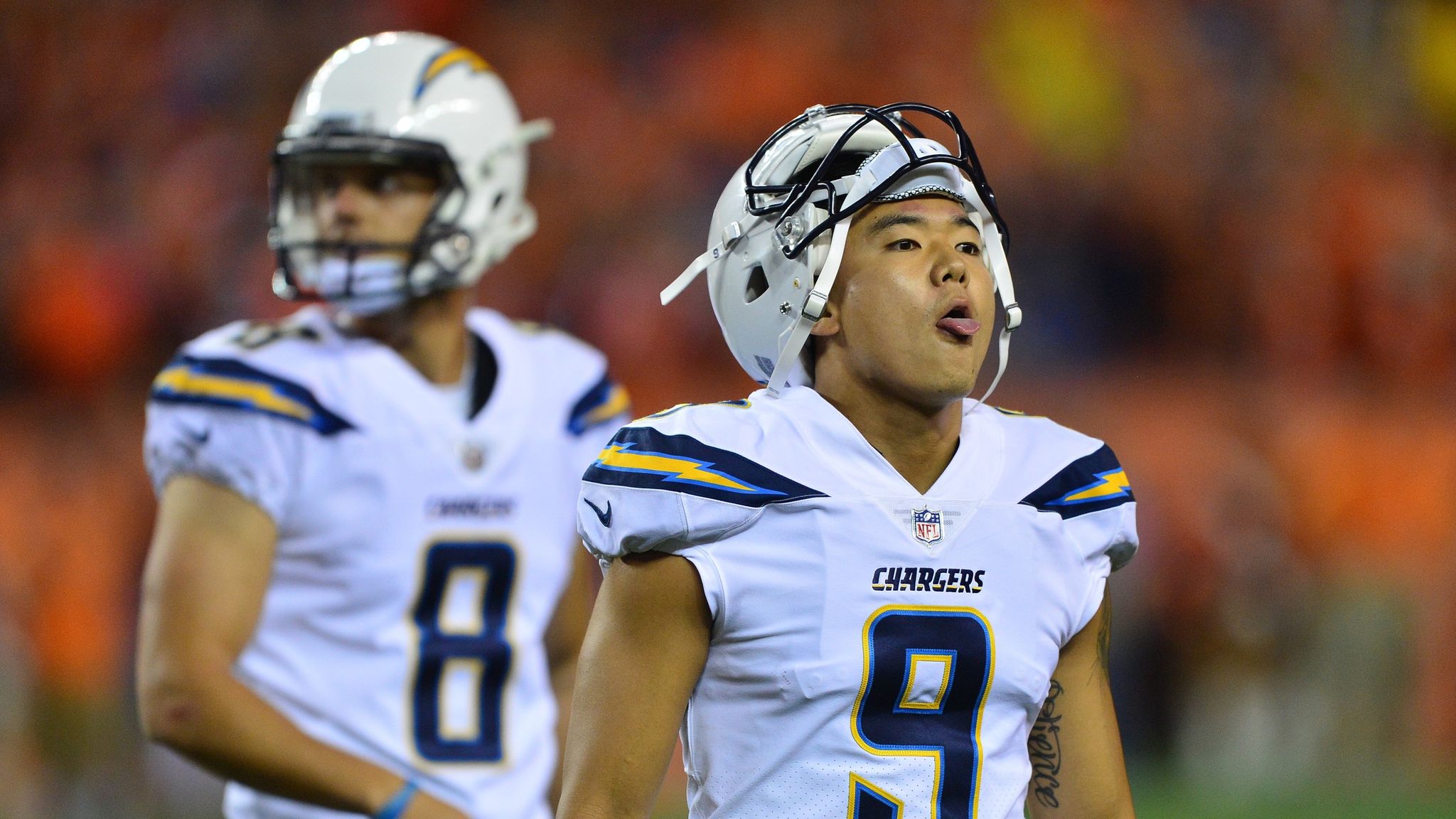 Raiders vs. Chargers final score, results: Los Angeles wins AFC West battle