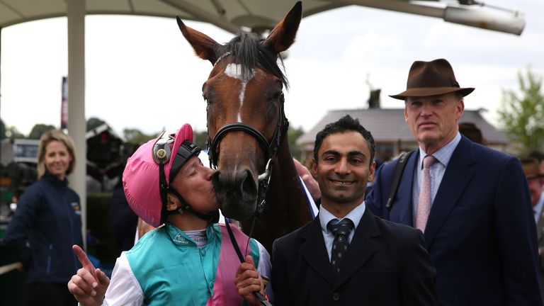 Enable triumphs in the Prix de l'Arc de Triomphe again Enable triumphs in the Prix de l'Arc de Triomphe again