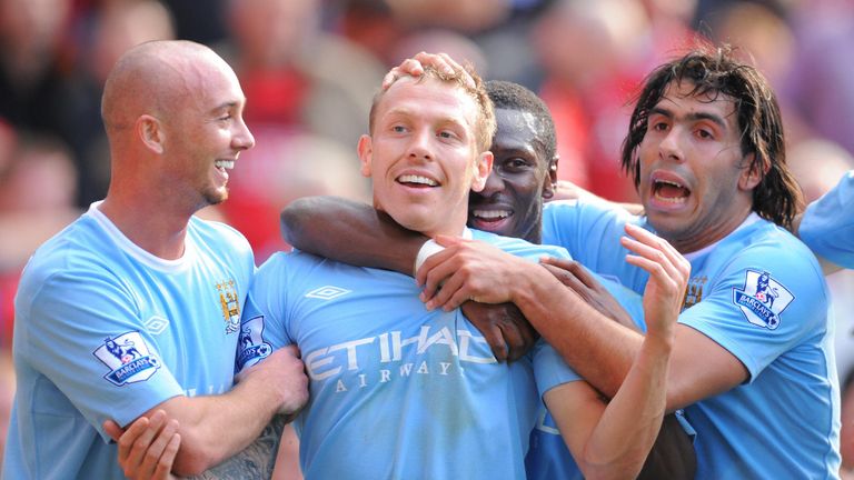 Bellamy dijo que se adaptaría mejor al estilo de juego de alas de City