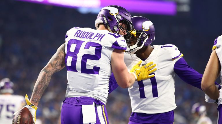 Kyle Rudolph #82 of the Minnesota Vikings