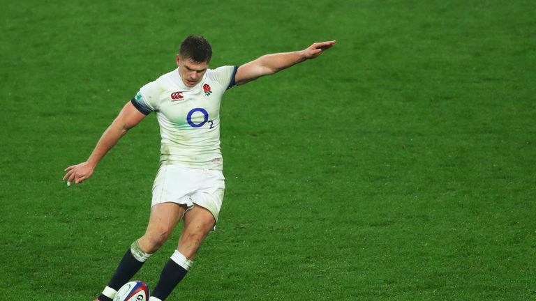 Owen Farrell drives over the opening points of the match through a penalty 