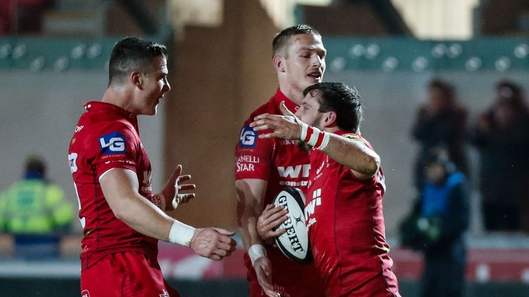 Scarlets overcame Benetton at Parc y Scarlets in a nervy display 