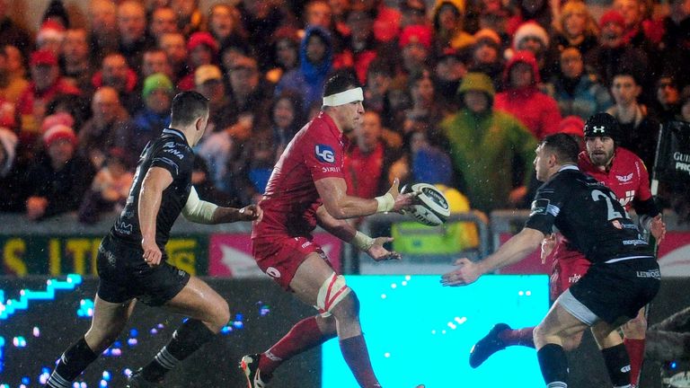Ospreys say the confusion of talk over a merger with Scarlets have led to instability and hinted at 'incompetent management'