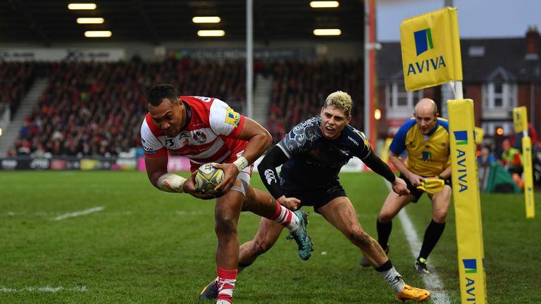 David Halaifonua of Gloucester dives over to score his side's first try