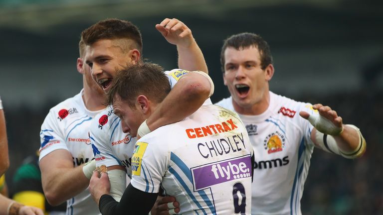 Will Chudley of Exeter Chiefs celebrates his try with team-mates
