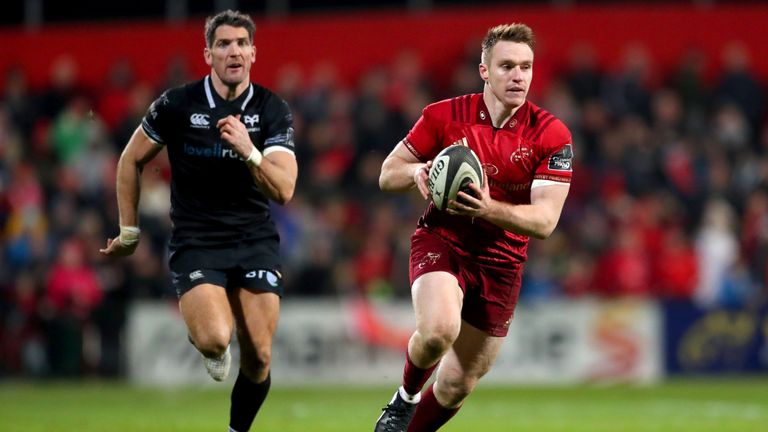 Munster's Rory Scannell makes a break that lead to the fourth try