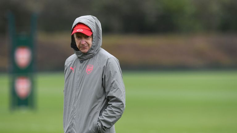 Arsene Wenger has played down the contrast in temperatures between Sweden and London