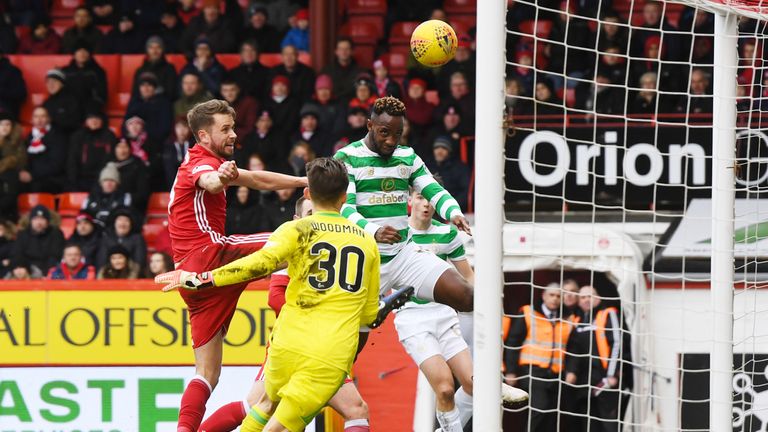Moussa Dembele heads Celtic in front