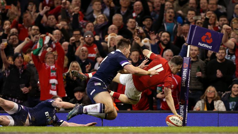 Wales' Steff Evans scores his side's fourth try 
