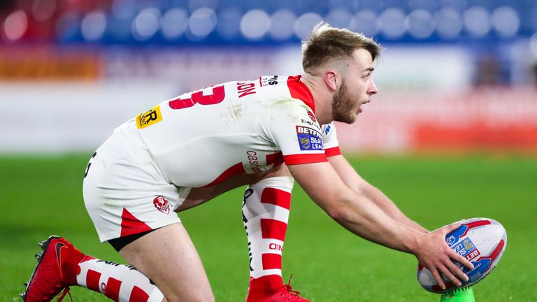 St Helens' Danny Richardson prepares to kick for goal.