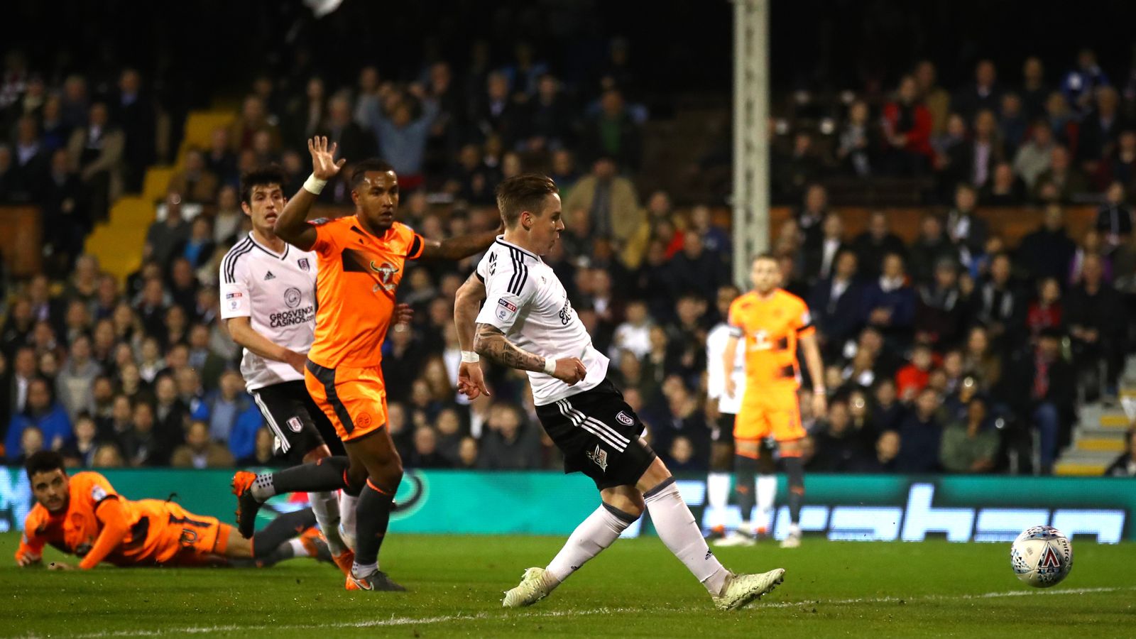 Fulham 1 - 0 Reading - Match Report & Highlights