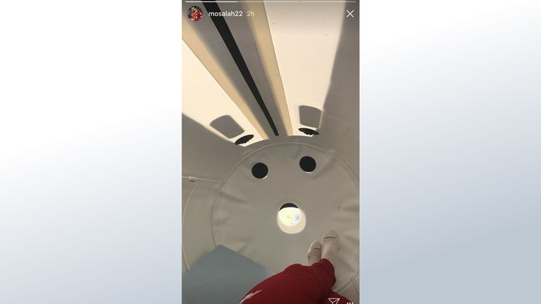 Salah posted this image of himself inside a hyperbaric chamber to his Instagram story (mosalah22)