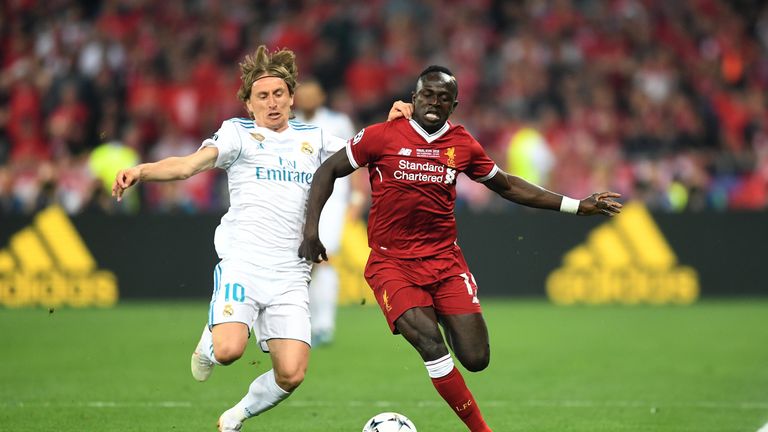 Liverpool's experience in last year's Champions League final could be key against Tottenham, says Stephen Warnock