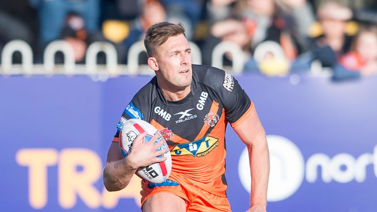 Greg Eden made a try-scoring comeback on his 100th Super League appearance