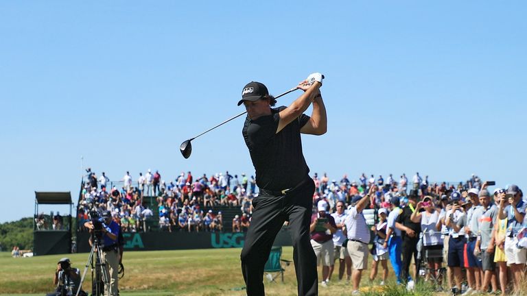 Mickelson took 10 shots at the par-four 13th on Saturday