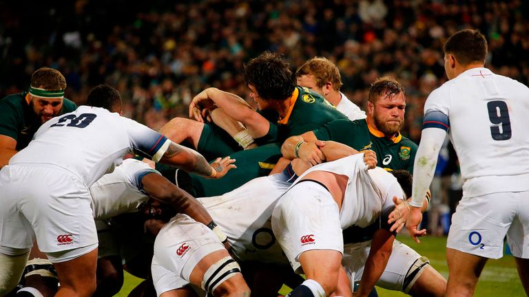 A penalty try in the second half for South Africa put them into a commanding position 