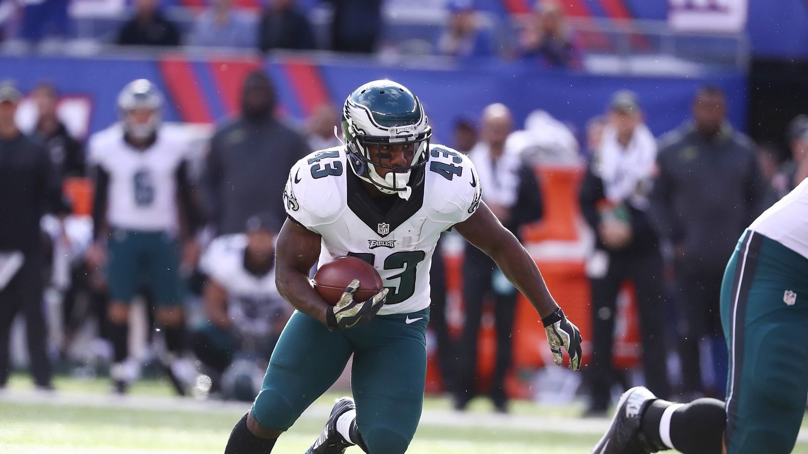 Injured Eagles RB Sproles retires after 15 seasons